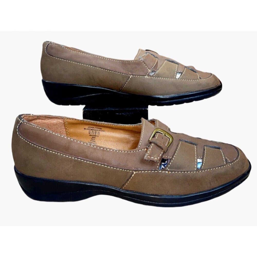 NWT Thom McAn Women's Dalia Brown Casual Loafer Buckle Shoes W Buckle Size 9 M